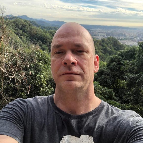 Meet your Posher, Dave - Picture 1 of 1